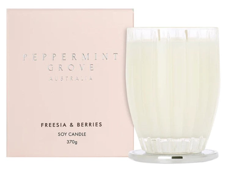 Freesia & Berries candle